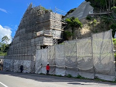 鹿児島県鹿児島市上竜尾町　法面足場工事④